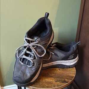 Skechers Gray and Black Relaxed Fit Sneakers for Everyday Comfort